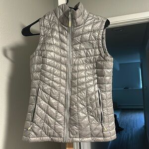The North Face vest XS